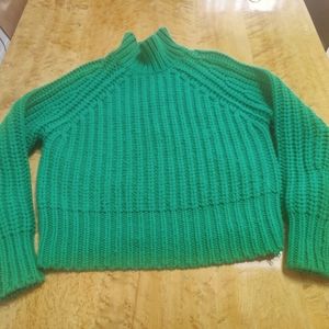 VINCE Cashmere Kelly Green Sweater